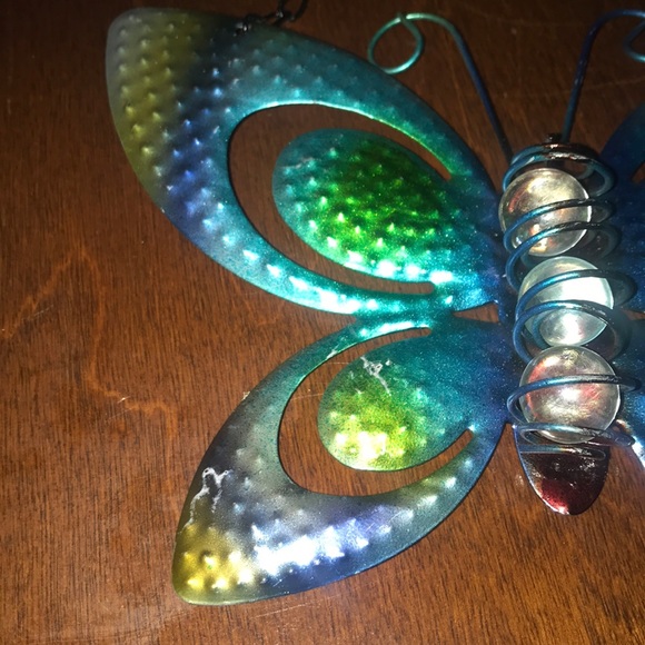 Welcome Butterfly Sign - Picture 3 of 6